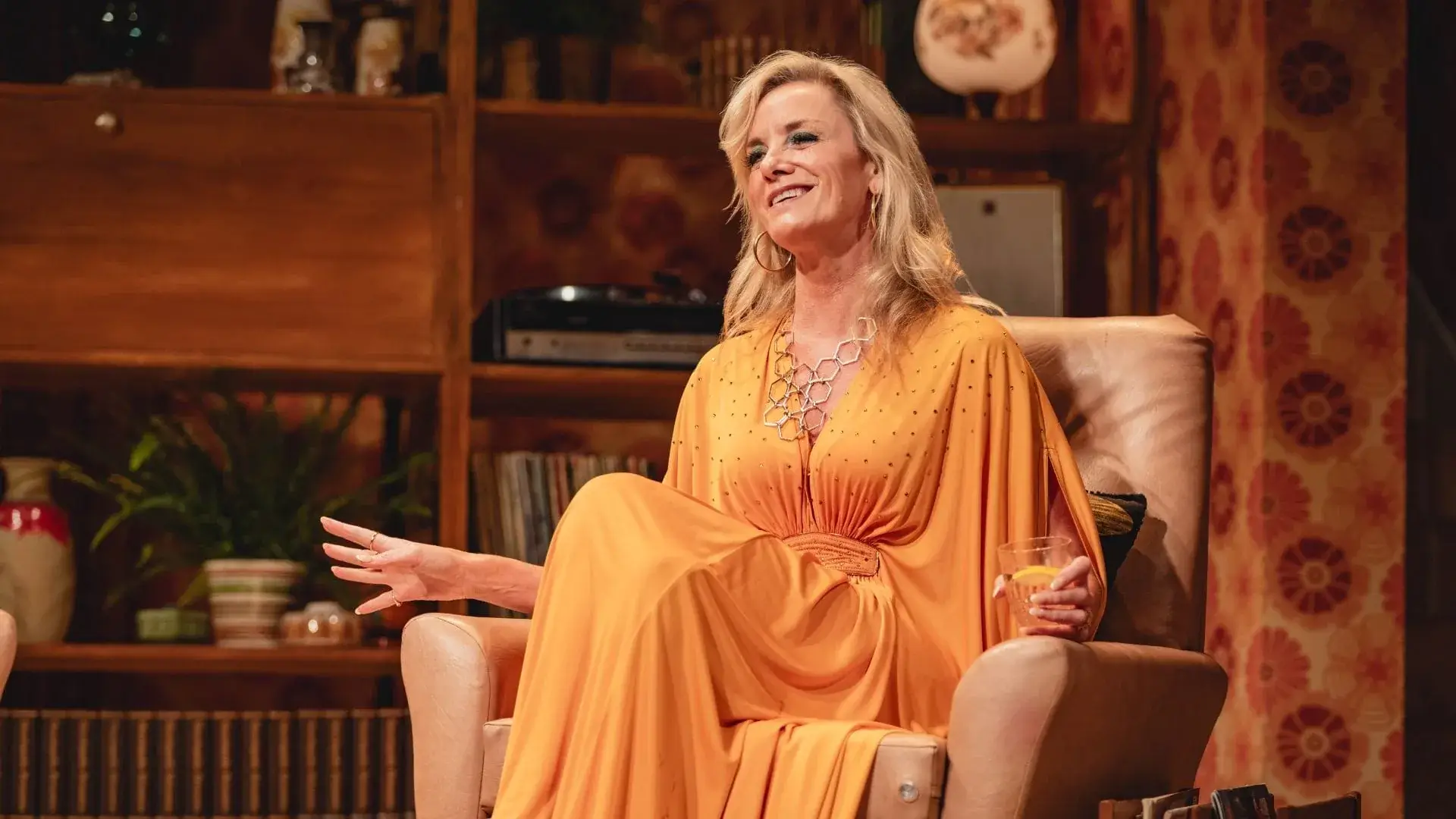 Tamzin Outhwaite as Beverly in Abigail's Party at the Harold Pinter Theatre - photography by Mark Senior