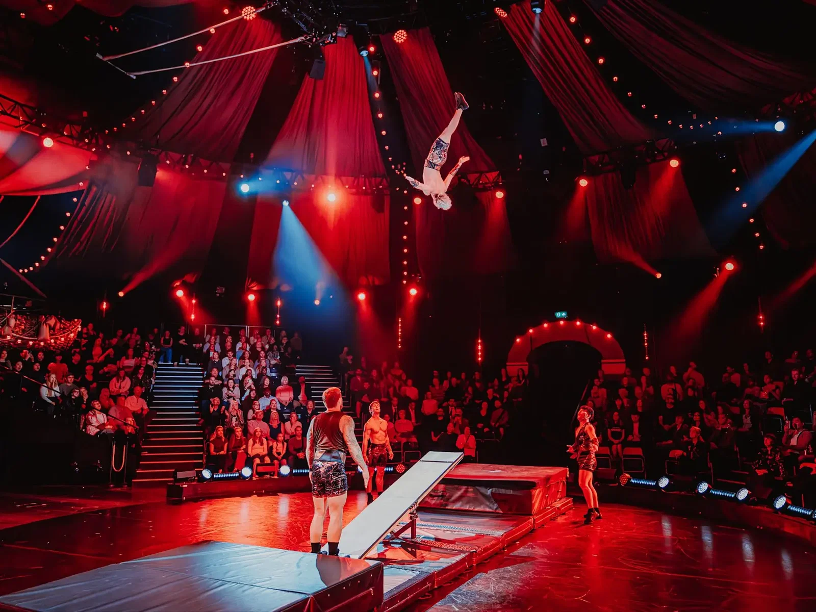 The company of Come Alive! The Greatest Showman Circus Spectacular