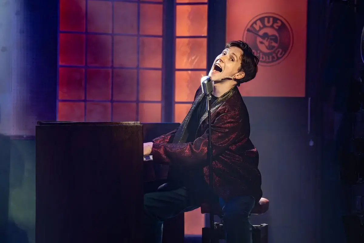 Joe Bence as Jerry Lee Lewis