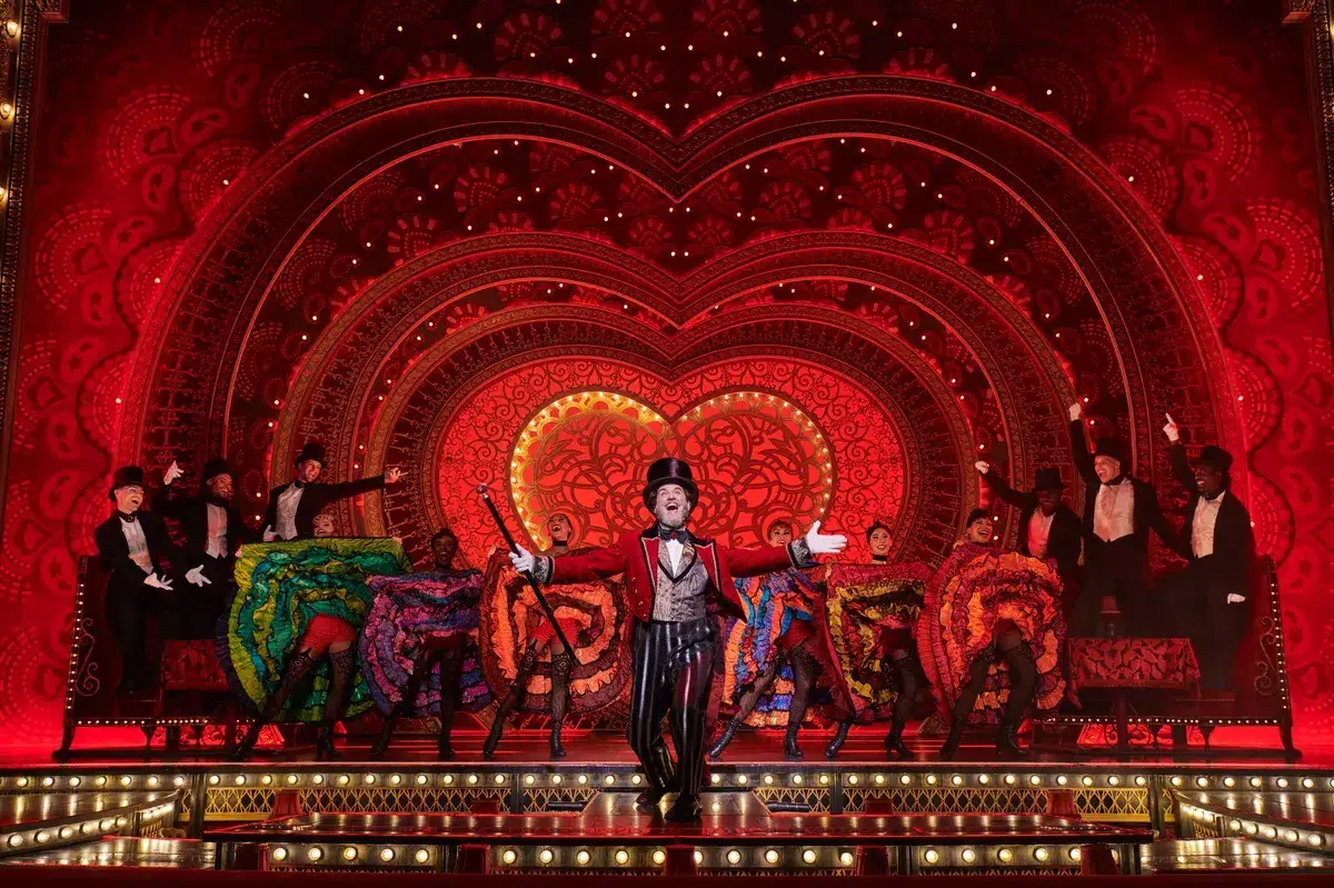 Zidler and the can-can dancers